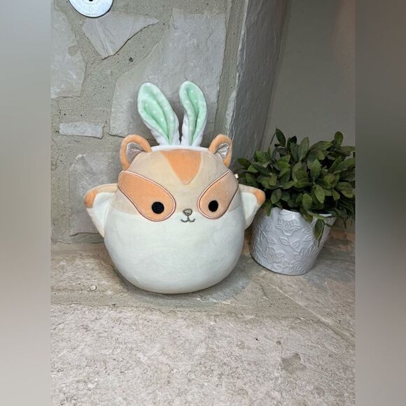 Squishmallows 8 inch Tai the Sugar Glider with Bunny Ears - Picture 1 of 6